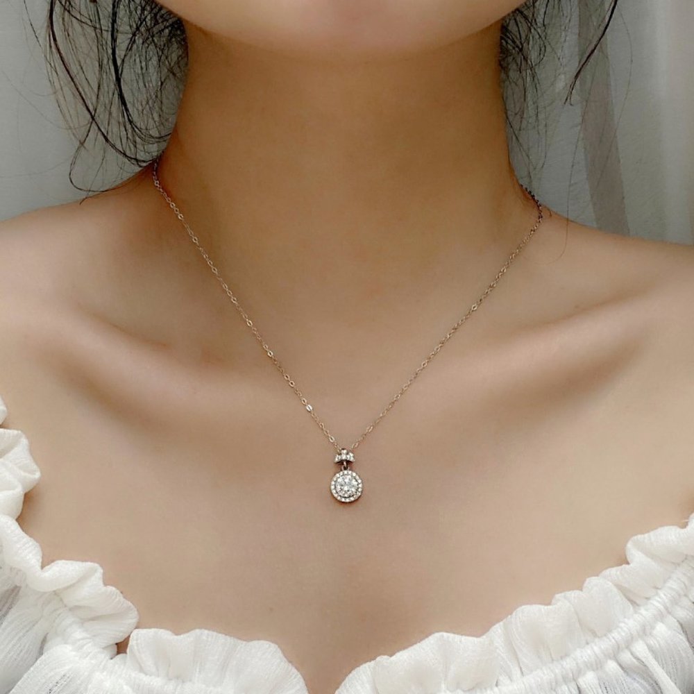 Certified 1ct. t.w. Moissanite Diamond Round Halo Bow Knot Pendant Necklace NEW - Picture 2 of 12
